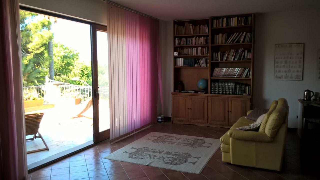 La Terrazza Sul Parco Διαμέρισμα Οριστάνο Εξωτερικό φωτογραφία